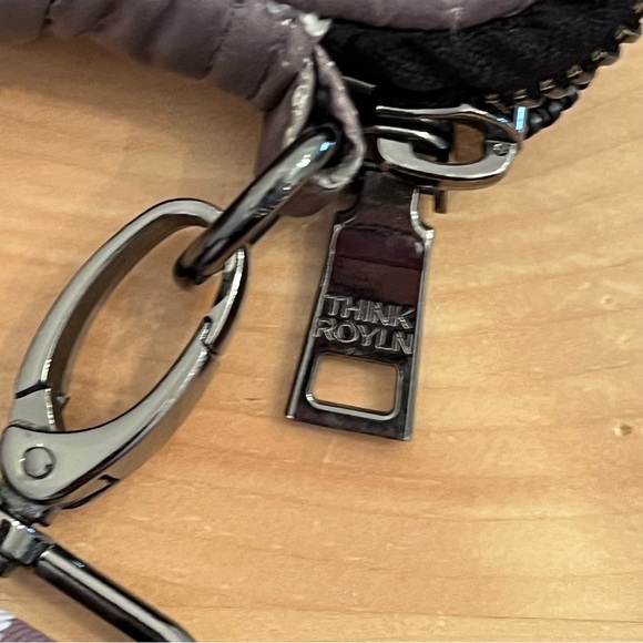 Think Royln The Cell Crossbody Bag Quilted in Pearl Latte ~ Retail $98 - Picture 12 of 14